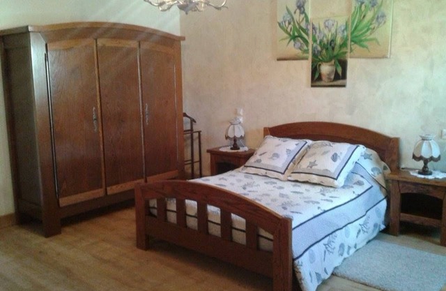 Encantadora habitación renovada con parking en La Berthenoux
