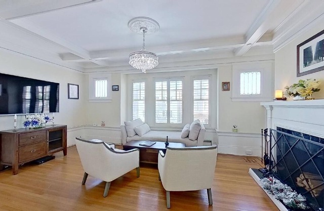 Charming Retreat in the Heart of San Francisco on top of Affluent Nob Hill
