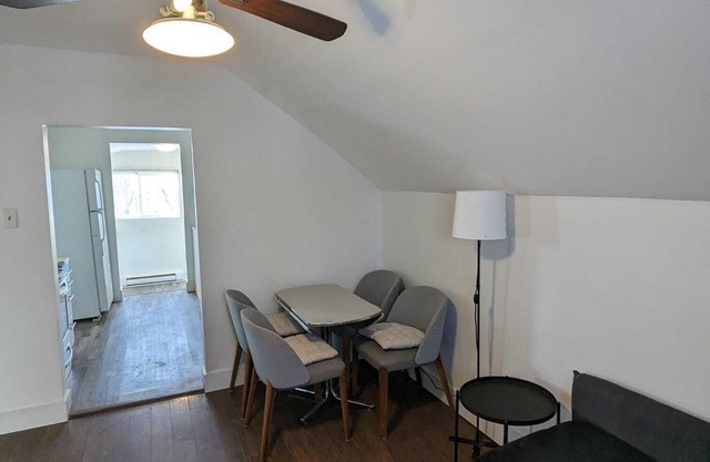 Charming small 2-bedroom unit in brilliant Winnipeg with AC, WiFi and trampoline