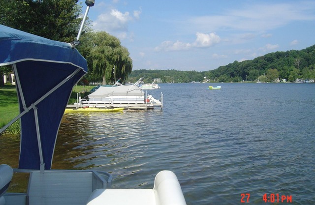 Amplia Encanto 5 Dormitorio Lakefront Vacation Home