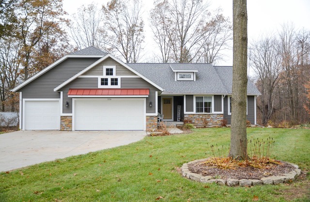 Nuevo para el otoño de 2019, parrilla, jacuzzi, senderos, 3. 3 acres - ¡a solo 4 millas de Saugatuck!