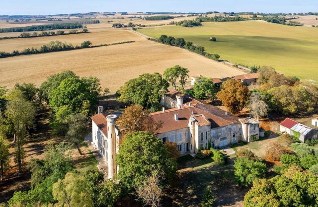 Chateau Rural - Doce Habitaciones , Capacidad 20