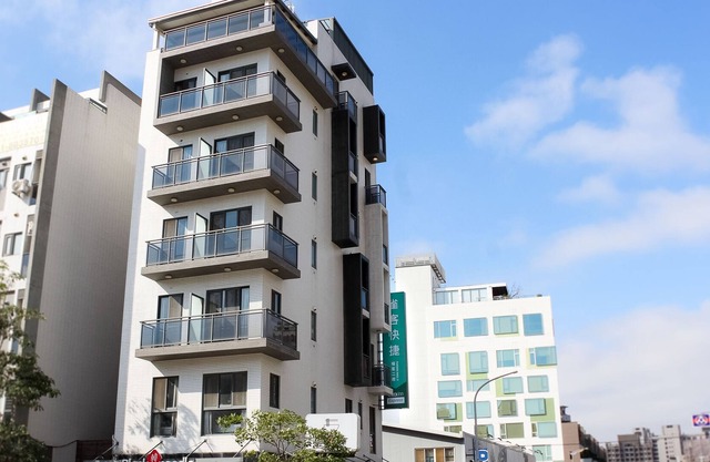 CHECK inn Express Taichung Fuxing Hall 2