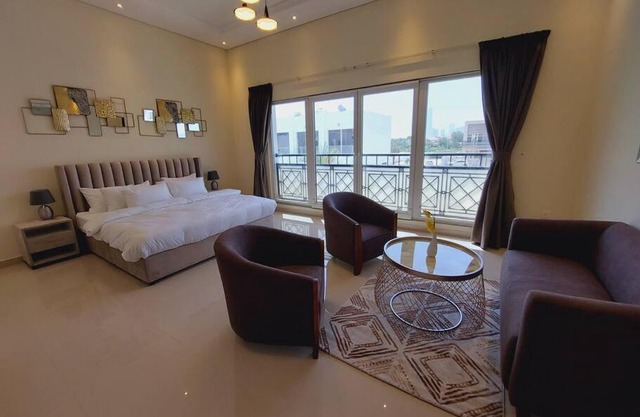 Cheerful 4-bedrooms villa with private pool &gardn