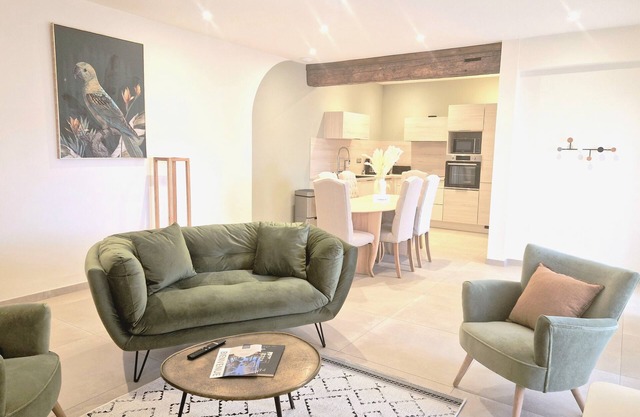 Chez Diane, Gîte Haut de Gamme Avec Sauna et Piscine, à Pézenas