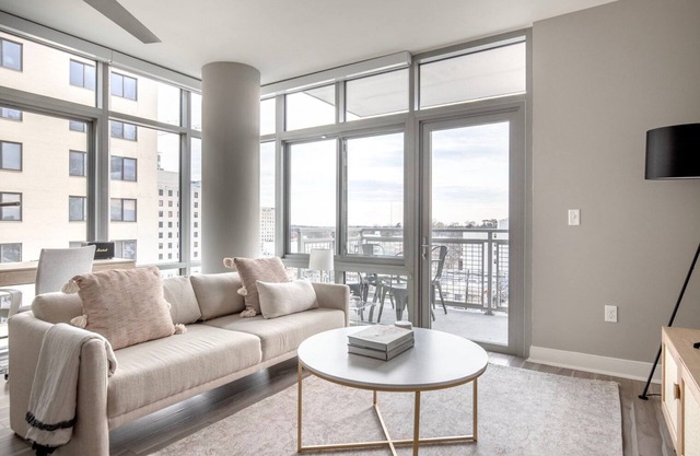 Chic Bethesda 2BE w/ W/D, Gym & Pool, nr dining, by Blueground
