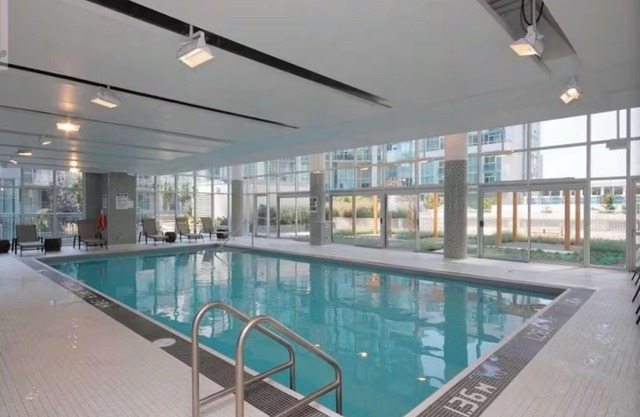 Chic Downtown Mississauga Condo | 5 Min Walk to Square One!