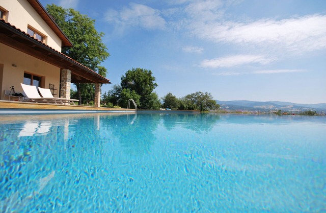 Villa quimera con piscina privada