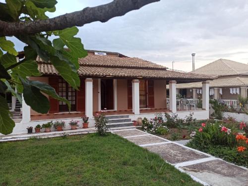 Christodoulos Villa