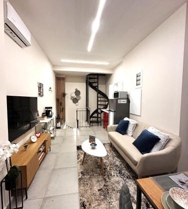 City Center Acropolis area Maisonette Modern House