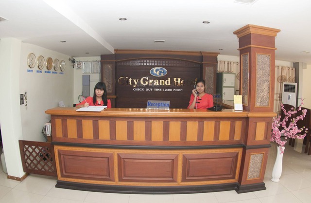 City Grand Hotel