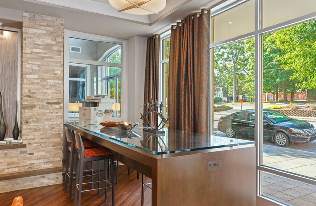 City Living in Downtown Raleigh Luxury Apt 2
