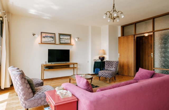 City View Central Flat 4 min to Zorlu Center