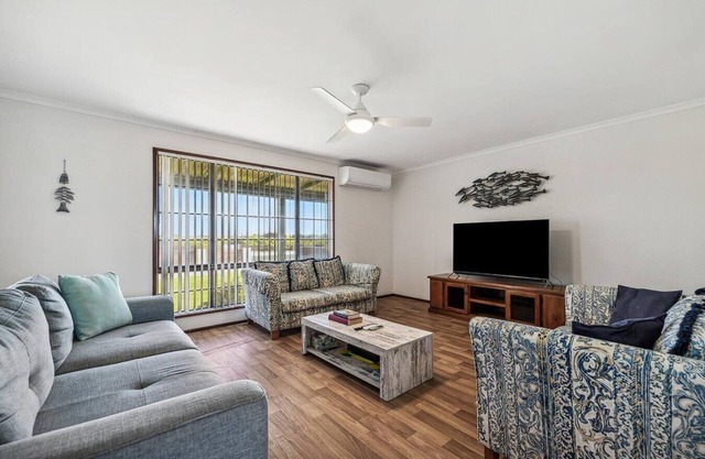 Classic Beach House Lancelin
