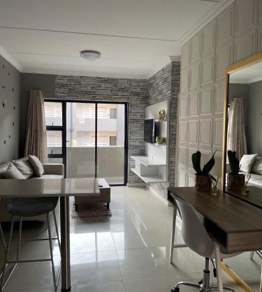 Classy 2 bedroom in Halfway Gardens