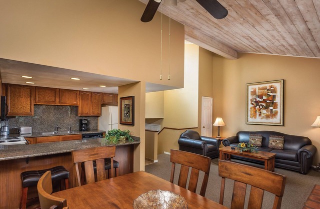 Club Wyndham Flagstaff 1 Bedroom Deluxe Suite