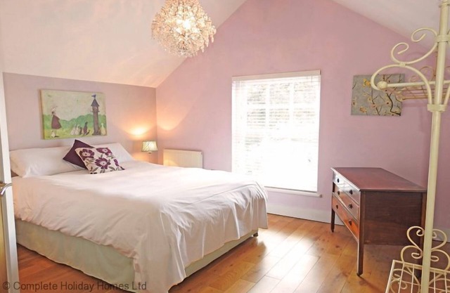 Coach House - Propiedad de 4 dormitorios para 8 personas
