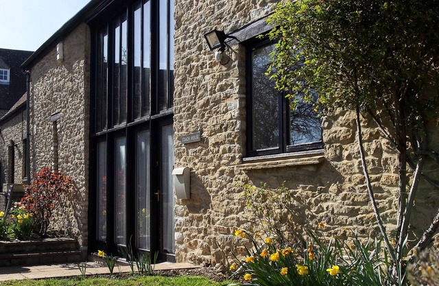 Coach House - granero convertido en aldea tranquila