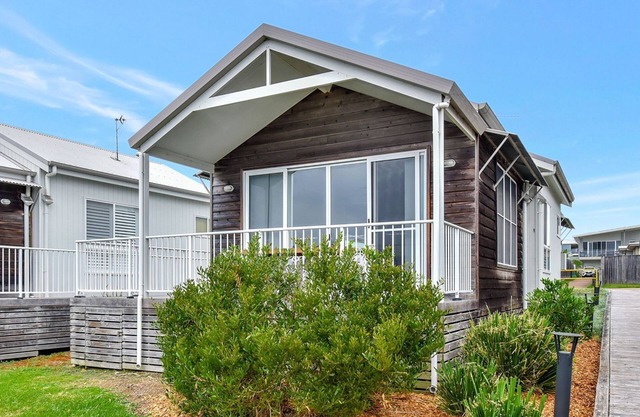 Caves Beach Villa Coastal Breeze