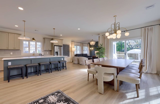 This house is a 5 bedroom(s), 3 bathrooms, located in Hummelstown, PA.