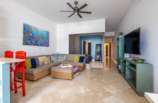 Adorable 1 Bedroom Studio -Walking Distance to Mar