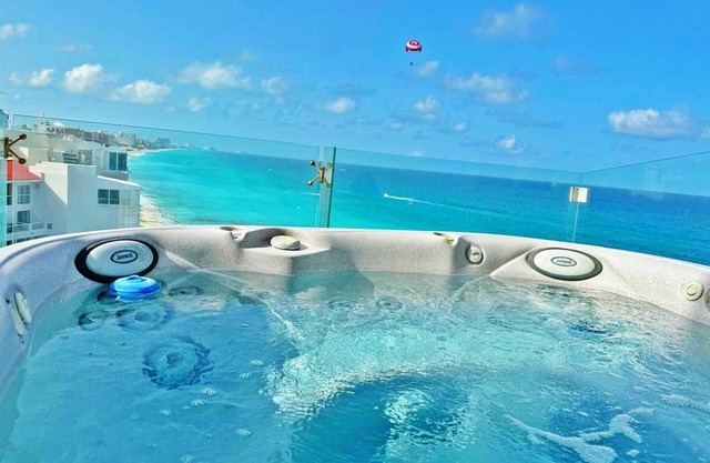 Penthouse Combo # 3134 - 12BR/10Bth – Beachfront! Sleeps 26