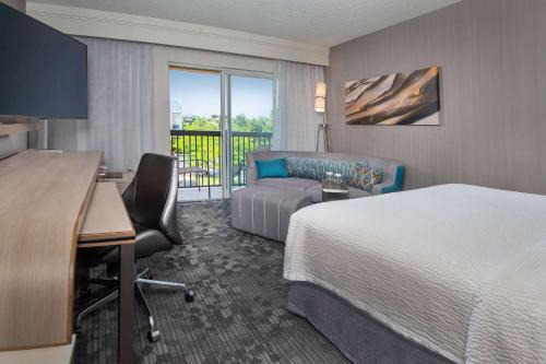 Comfort Inn & Suites North Allentown Bethlehem near Airport