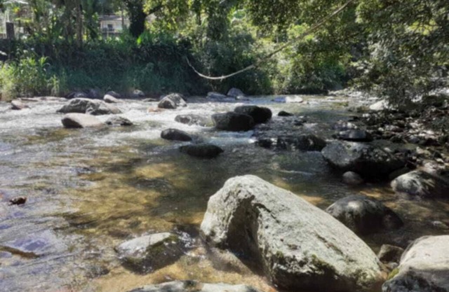 ¡Cómoda casa junto al río Macacu, dentro del Parque dos Três Picos!