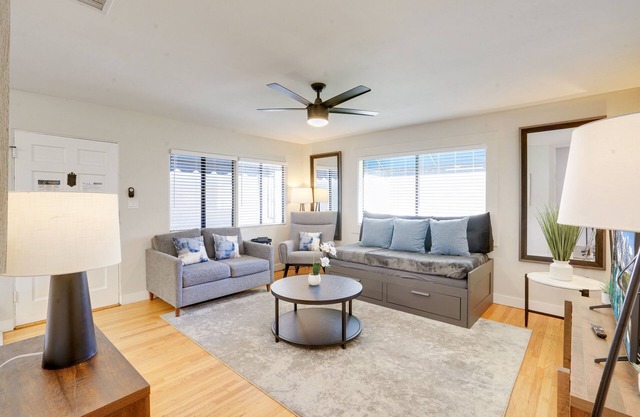 Comfortable 2-Br Apartment in Downtown/ Little Italy SD