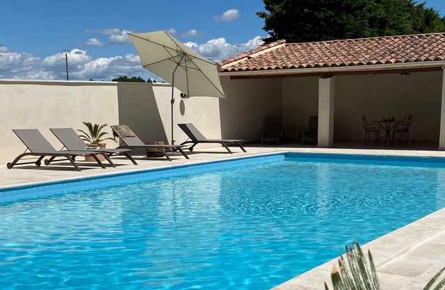 Alojamiento Rurale De La Gran Comodidad Situada En Un Cortijo De Provence.