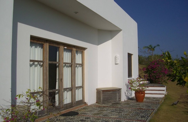 Granny confortable con piscina privada y vista al mar splendide en Diseño de Villa