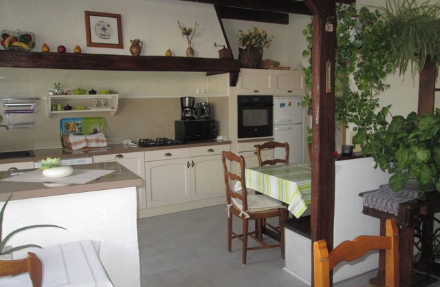 Confortable casa Wi-Fi cerca de todas las tiendas 8 adultos + 1 bebé mascotas sí