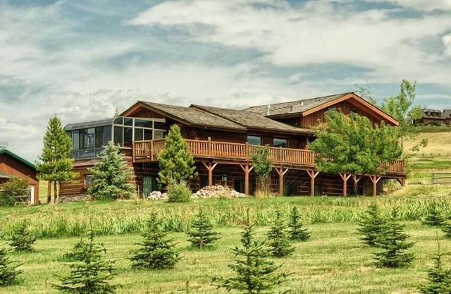 Cómodo Country Condo en 10 acres entre Bozeman y Big Sky