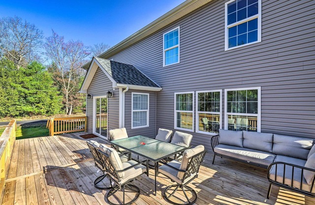 Community Beach & Lake: Pocono Summit Escape