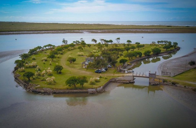 COMPLEJO LA ISLA MAR CHIQUITA