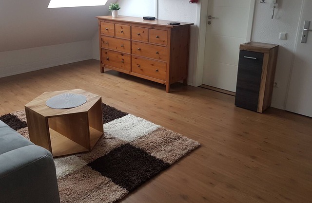 Apartamento completo en Dusseldorf: 45m ² subterráneo cerca de A4