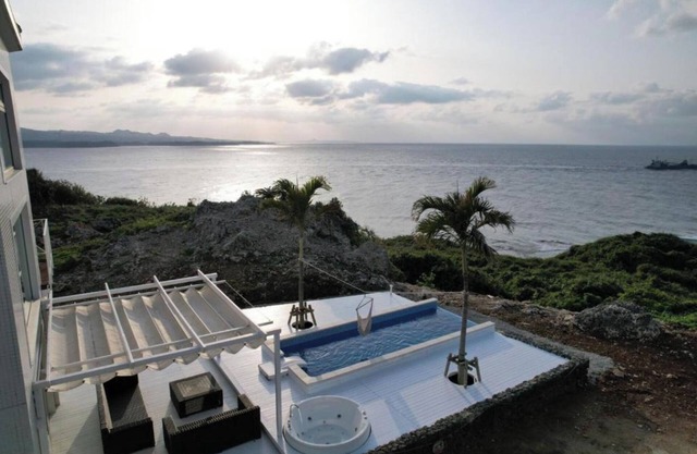 Completely reserved for 1 group villa with jacuzz / Kunigami-gun Okinawa