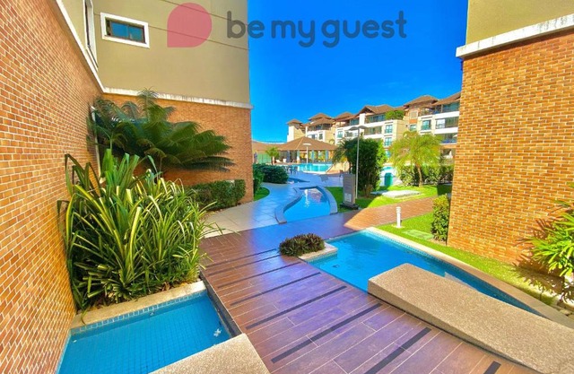 Condomínio Mediterranee Residence por Be My Guest