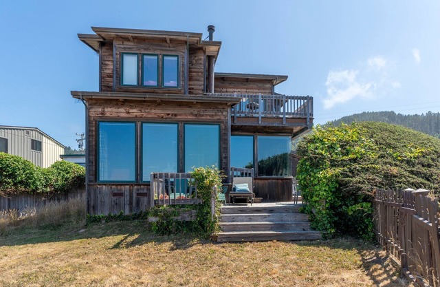 Contemplation Haven - Oceanfront