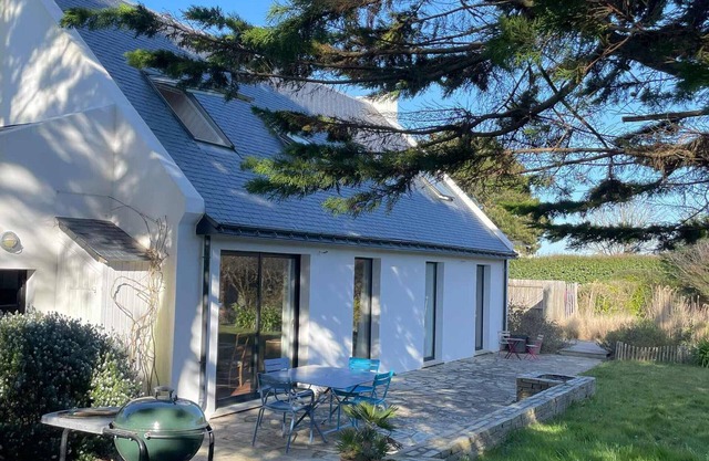 Villa contemporánea cerca de Sauzon con amplio jardín