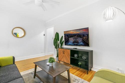 Conveniently Located 1BR Apartment - Marshfield E2