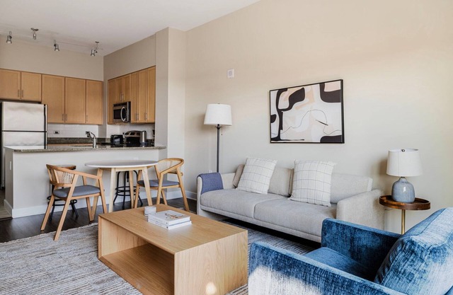 Cool Mount Vernon 1BR w/ Gym & Rooftop Pool, nr Arena, by Blueground