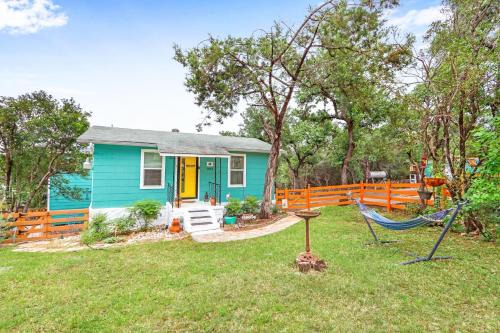 Coop at Canyon Lake