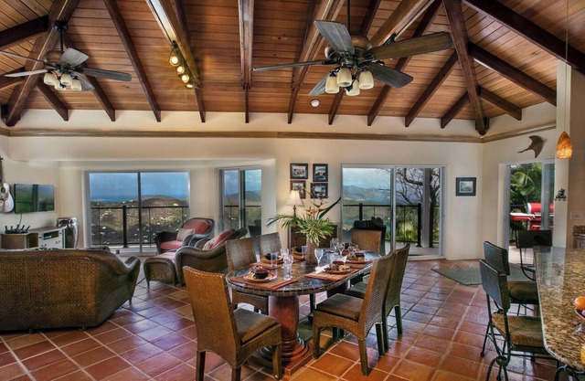 Coral Bay Hideaway: Your Dream Vacation Awaits