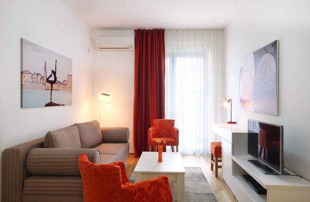 Coral: aplicación de una habitación cerca del casco antiguo