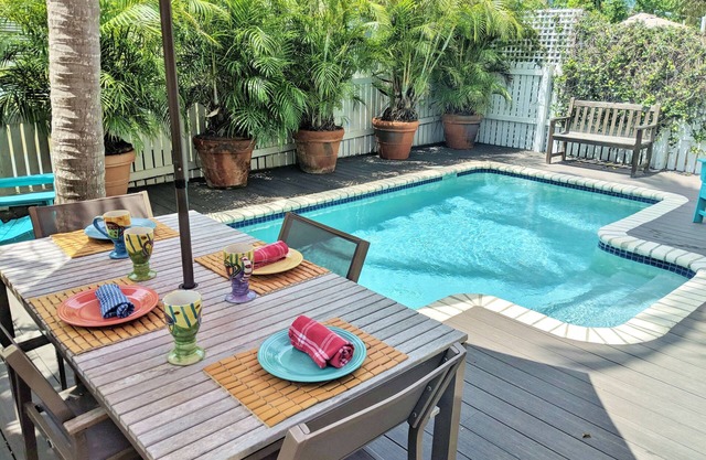 CORAZON Old Town MONTHLY alquiler de vacaciones - Piscina privada - GRANDE 2BD / 2. 5BA