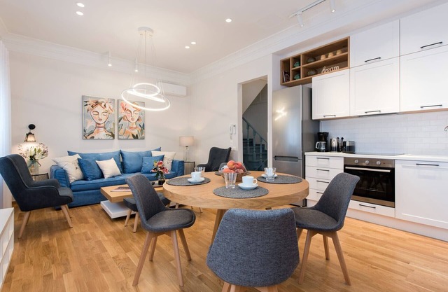 Corfu Town Townhouse | 3 Bedroom | Arieni House | Stunning Sea Views | Walking Distance to Centre