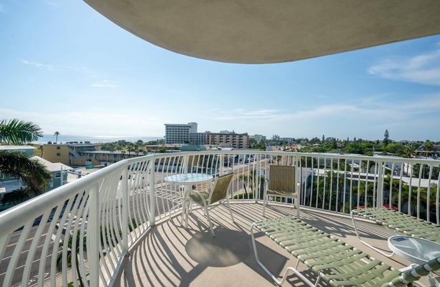 ☀️ Sunset Sands – Luxury Condo w/ Stunning Ocean Views! 🌊