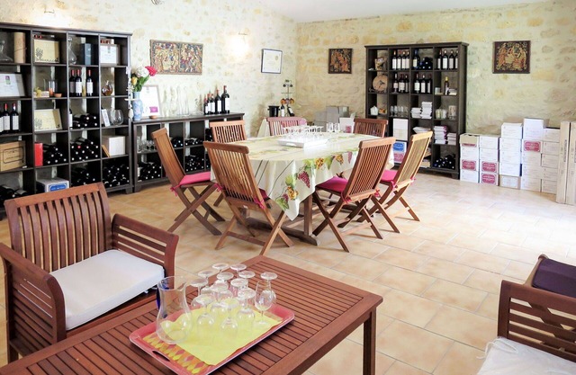 Acogedor apartamento en villa para 5 personas con WIFI, TV y aparcamiento
