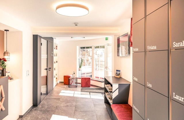 Acogedor apartamento para 8 personas con A/C, WIFI, TV, terraza, mascotas permitida y aparcamiento